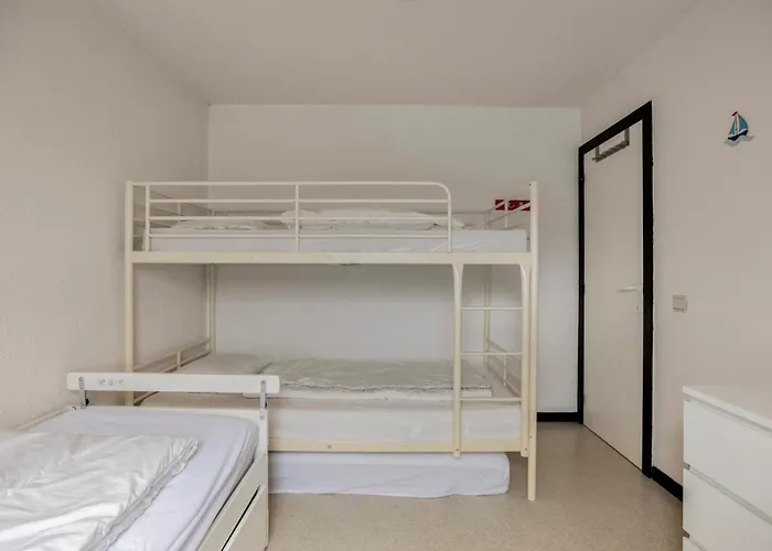 Condor 21 P * Ньивпорт